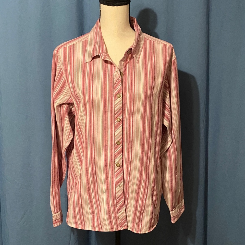 Cabela's Burgundy Striped Button-Down Shirt. Size XL